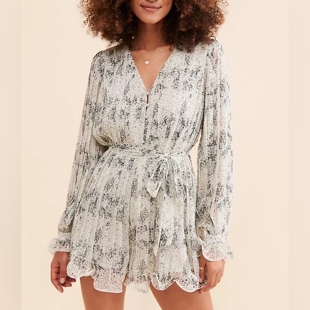 Endless Rose Monochrome Patterned Romper